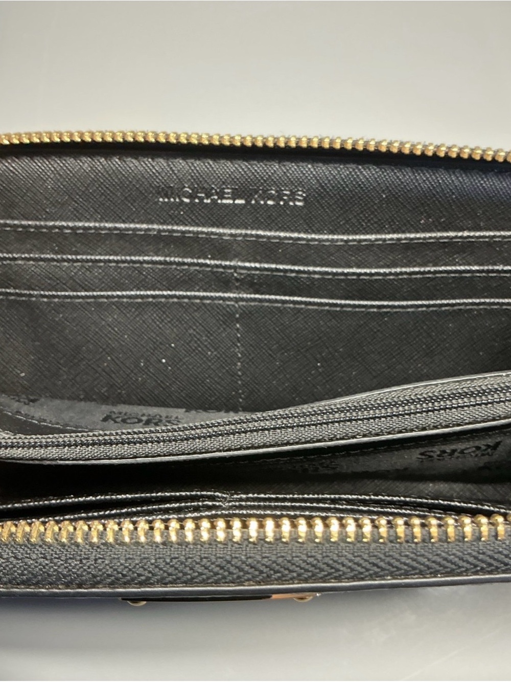 Wallet Michael Kors Jet Set Travel CONTINENTAL Leather Wallet. - Picture 11 of 11